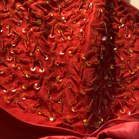 VERTY party/prom dress in Coral colour. Size S - Picture 3 of 9